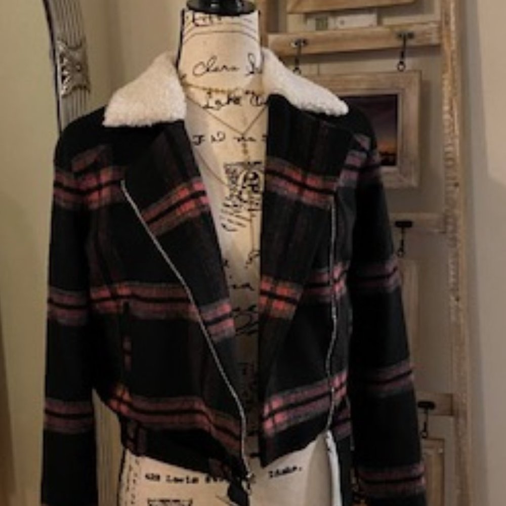 Soft, cozy, warm jacket - Picture 2 of 2